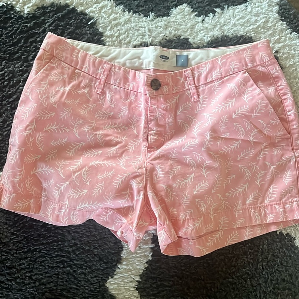 Old navy shorts size 4